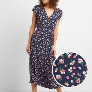 GAP floral midi wrap dress - Medium